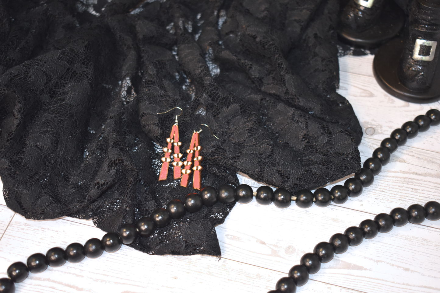 String of Eyes Earring
